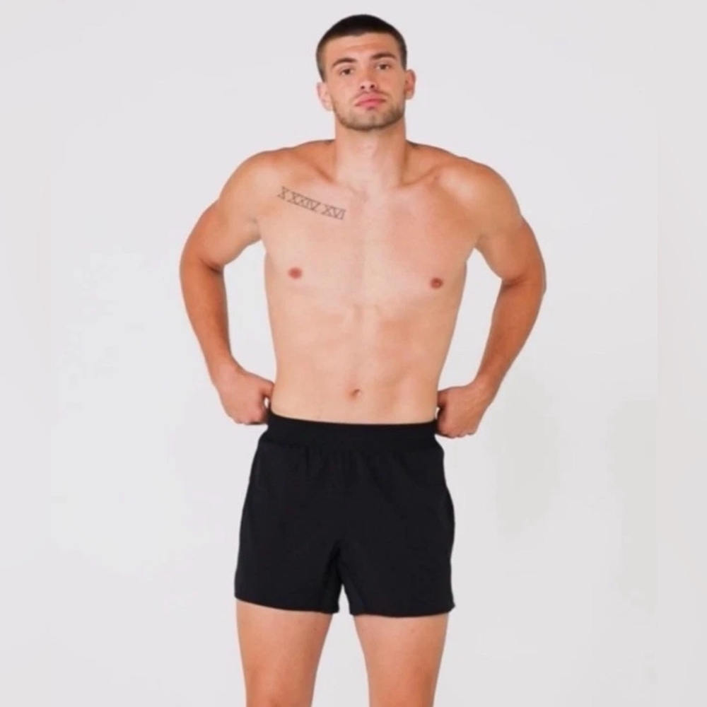 ALO Yoga Men’s “Adapt” Short 5” Inseam with Liner (M) *BESTSELLER* - Picture 4 of 12